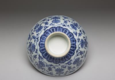 图片[3]-Short stem bowl with the Eight Buddhist Symbols in underglaze blue, Ming dynasty, Xuande reign, 1426-1435-China Archive